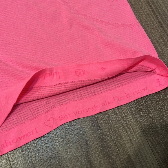 Lululemon Swiftly Tech Racerback - Picture 9 of 10
